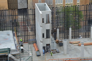 https://archive.abp.unimelb.edu.au/objects/images/Construction/Images/Precast structural concrete walls and columns/Levesl 2-5/DSC_2454.JPG