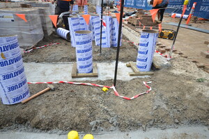 https://archive.abp.unimelb.edu.au/objects/images/Construction/Images/External Works/Timber seating and supports south side/DSC_8387.JPG