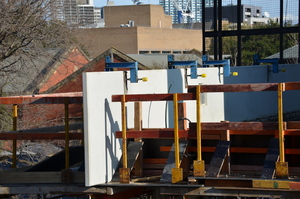 https://archive.abp.unimelb.edu.au/objects/images/Construction/Images/Facades/Precast concrete/Levels 1-5/DSC_2185.JPG