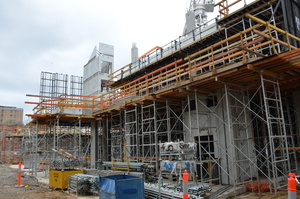 https://archive.abp.unimelb.edu.au/objects/images/Construction/Images/Concrete suspended slabs and beams/Levels 1-5 & formwork/DSC_2247.JPG