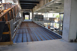 https://archive.abp.unimelb.edu.au/objects/images/Construction/Images/Stairs, walkways and balustrades/Structural steel walkways & support structure/DSC_4993.JPG