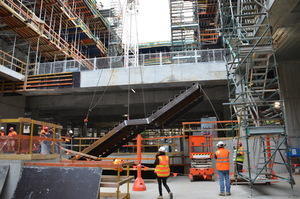https://archive.abp.unimelb.edu.au/objects/images/Construction/Images/Stairs, walkways and balustrades/G & H structural steel stairs/DSC_3084.JPG