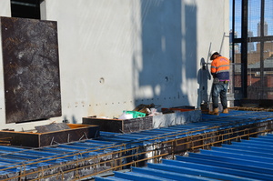 https://archive.abp.unimelb.edu.au/objects/images/Construction/Images/Concrete suspended slabs and beams/Levels 1-5 & formwork/DSC_2159.JPG