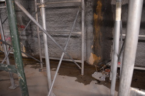 https://archive.abp.unimelb.edu.au/objects/images/Construction/Images/Basement/Basement water leaks/Large plantroom basement/DSC_2238.JPG