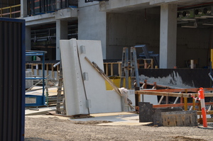 https://archive.abp.unimelb.edu.au/objects/images/Construction/Images/Facades/Precast concrete/Polished south side/DSC_3625.JPG