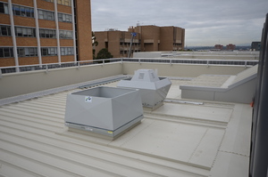https://archive.abp.unimelb.edu.au/objects/images/Construction/Images/Services/Mechanical/Roof level plant/DSC_8230.JPG