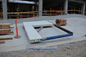 https://archive.abp.unimelb.edu.au/objects/images/Construction/Images/Facades/Precast concrete/Levels 1-5/DSC_2630.JPG