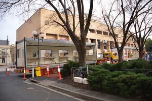 https://archive.abp.unimelb.edu.au/objects/images/Construction/Images/Site facilities/Additional site sheds & fences/Shed removal/DSC_9847.JPG