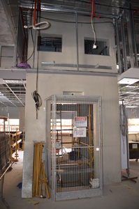 https://archive.abp.unimelb.edu.au/objects/images/Construction/Images/Services/Lift installation/Library lift/DSC_5913.JPG