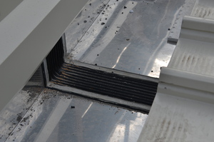 https://archive.abp.unimelb.edu.au/objects/images/Construction/Images/Roof/Roof sheeting, flashings and gutters/DSC_5064.JPG