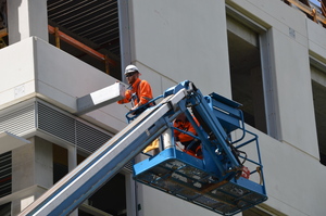https://archive.abp.unimelb.edu.au/objects/images/Construction/Images/Facades/Zinc screens & access platforms/Support mechanisms/DSC_4940.JPG
