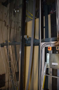 https://archive.abp.unimelb.edu.au/objects/images/Construction/Images/Services/Lift installation/Main lift bank/DSC_7112.JPG