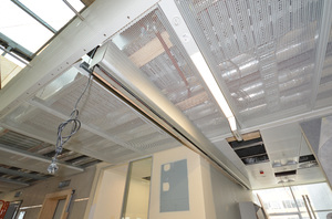 https://archive.abp.unimelb.edu.au/objects/images/Construction/Images/Doors and door frames/Atrium to restrict student access/DSC_8907.JPG