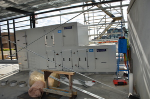 https://archive.abp.unimelb.edu.au/objects/images/Construction/Images/Services/Mechanical/Roof level plant/DSC_5083.JPG