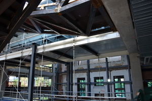 https://archive.abp.unimelb.edu.au/objects/images/Construction/Images/Stairs, walkways and balustrades/Structural steel walkways & support structure/DSC_4446.JPG