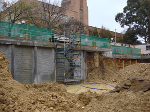 https://archive.abp.unimelb.edu.au/objects/images/Construction/Images/Basement/Bulk excavation/DSC_0175A.JPG