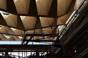 https://archive.abp.unimelb.edu.au/objects/images/Construction/Images/Hanging studio/Steel framing/DSC_6059.JPG