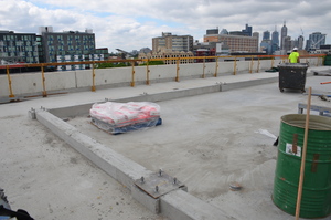 https://archive.abp.unimelb.edu.au/objects/images/Construction/Images/Concrete suspended slabs and beams/Levels 1-5 & formwork/DSC_3692.JPG