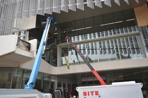 https://archive.abp.unimelb.edu.au/objects/images/Construction/Images/Doors and door frames/Atrium vertical sliding glazed door/DSC_8872.JPG