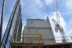 https://archive.abp.unimelb.edu.au/objects/images/Construction/Images/Precast structural concrete walls and columns/Levesl 2-5/DSC_2068.JPG