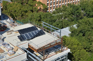 https://archive.abp.unimelb.edu.au/objects/images/Construction/Images/Services/Solar roof panels/DSC_5591.JPG