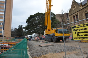 https://archive.abp.unimelb.edu.au/objects/images/Construction/Images/Plant and Equipment/Mobile cranes/DSC_0795.JPG