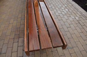 https://archive.abp.unimelb.edu.au/objects/images/Construction/Images/External Works/Timber seating and supports south side/DSC_9836.JPG