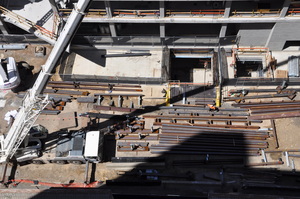 https://archive.abp.unimelb.edu.au/objects/images/Construction/Images/Structural steel/Cantilever/Footings and fabrication & delivery/DSC_4161.JPG