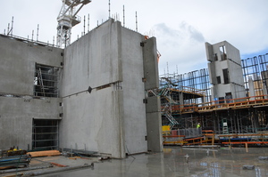 https://archive.abp.unimelb.edu.au/objects/images/Construction/Images/Precast structural concrete walls and columns/Levesl 2-5/DSC_2380.JPG