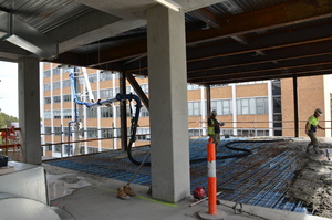 https://archive.abp.unimelb.edu.au/objects/images/Construction/Images/Structural steel/Cantilever/Erection/DSC_5465.JPG