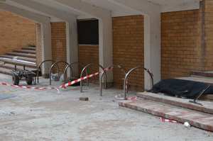https://archive.abp.unimelb.edu.au/objects/images/Construction/Images/External Works/Bicycle stands/DSC_9618.JPG