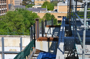 https://archive.abp.unimelb.edu.au/objects/images/Construction/Images/Stairs, walkways and balustrades/Structural steel walkways & support structure/DSC_3334.JPG