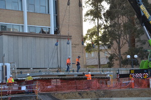 https://archive.abp.unimelb.edu.au/objects/images/Construction/Images/Precast structural concrete walls and columns/Basement/DSC_1102.JPG
