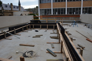https://archive.abp.unimelb.edu.au/objects/images/Construction/Images/External Works/Dean's terrace/DSC_8562.JPG