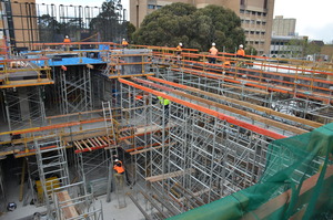 https://archive.abp.unimelb.edu.au/objects/images/Construction/Images/Concrete suspended slabs and beams/Levels 1-5 & formwork/DSC_2426.JPG