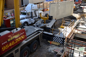 https://archive.abp.unimelb.edu.au/objects/images/Construction/Images/Precast structural concrete walls and columns/Levesl 2-5/DSC_2907.JPG