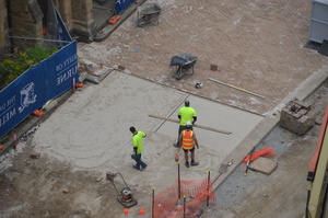 https://archive.abp.unimelb.edu.au/objects/images/Construction/Images/External Works/Brick paving & brick walls/DSC_7938.JPG