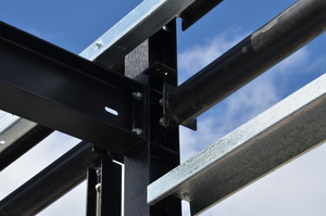 https://archive.abp.unimelb.edu.au/objects/images/Construction/Images/Structural steel/Plantroom roof & claddings/DSC_4633.JPG