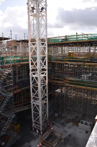 https://archive.abp.unimelb.edu.au/objects/images/Construction/Images/Concrete suspended slabs and beams/Levels 1-5 & formwork/DSC_3027.JPG