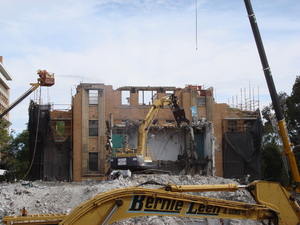 https://archive.abp.unimelb.edu.au/objects/images/Pre-construction/Demolition/ABP/DSC08363.JPG