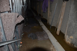 https://archive.abp.unimelb.edu.au/objects/images/Construction/Images/Basement/Basement water leaks/Large lecture theatre/DSC_7375.JPG