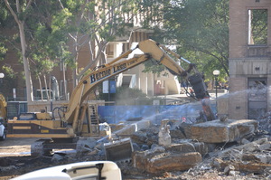 https://archive.abp.unimelb.edu.au/objects/images/Pre-construction/Demolition/OC/DSC08440B.JPG