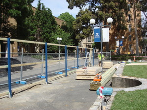 https://archive.abp.unimelb.edu.au/objects/images/Pre-construction/Hoardings and sheds/DSC07767.JPG