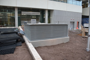 https://archive.abp.unimelb.edu.au/objects/images/Construction/Images/Services/Mechanical/Air intake plenums/DSC_9617.JPG
