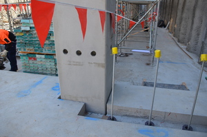 https://archive.abp.unimelb.edu.au/objects/images/Construction/Images/Precast structural concrete walls and columns/Basement/DSC_0531.JPG