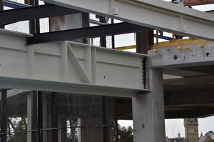 https://archive.abp.unimelb.edu.au/objects/images/Construction/Images/Stairs, walkways and balustrades/Structural steel walkways & support structure/DSC_3812.JPG