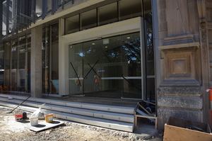 https://archive.abp.unimelb.edu.au/objects/images/Construction/Images/External Works/Precast concrete seating and supports/DSC_9699.JPG