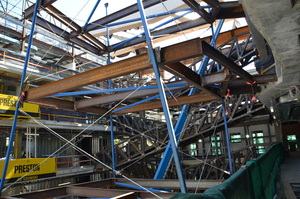 https://archive.abp.unimelb.edu.au/objects/images/Construction/Images/Hanging studio/Steel framing/DSC_4982.JPG