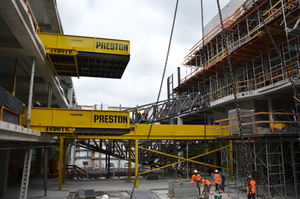 https://archive.abp.unimelb.edu.au/objects/images/Construction/Images/Plant and Equipment/Cantilever loading bays/DSC_3671.JPG