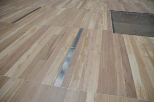 https://archive.abp.unimelb.edu.au/objects/images/Construction/Images/Floors and finishes/Atrium timber/DSC_9659.JPG